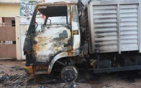 Diabo : Un camion calciné dans l’incendie de l’usine des femmes