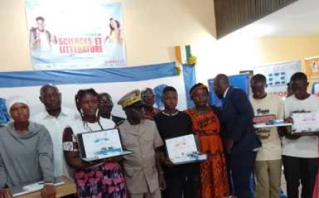 Dabakala : Des élèves primés pour leur excellence en sciences et littérature