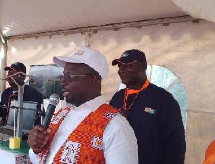 Immersion à la CIE d’Abobo : Une journée porte ouverte riche en enseignements pour les journalistes membres de l’ONG confrères Journalistes