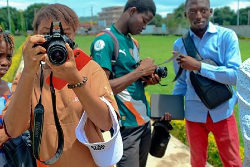 Bouaké : Des étudiants formés aux bases de la photographie
