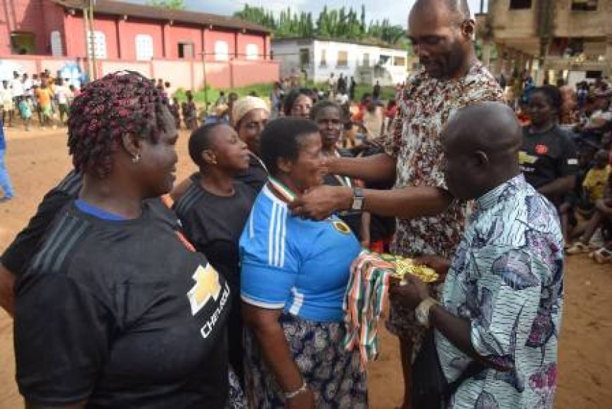 Raoul Essoh renforce les liens sociaux et politiques dans les localités de Vieux Badien et Tiaha