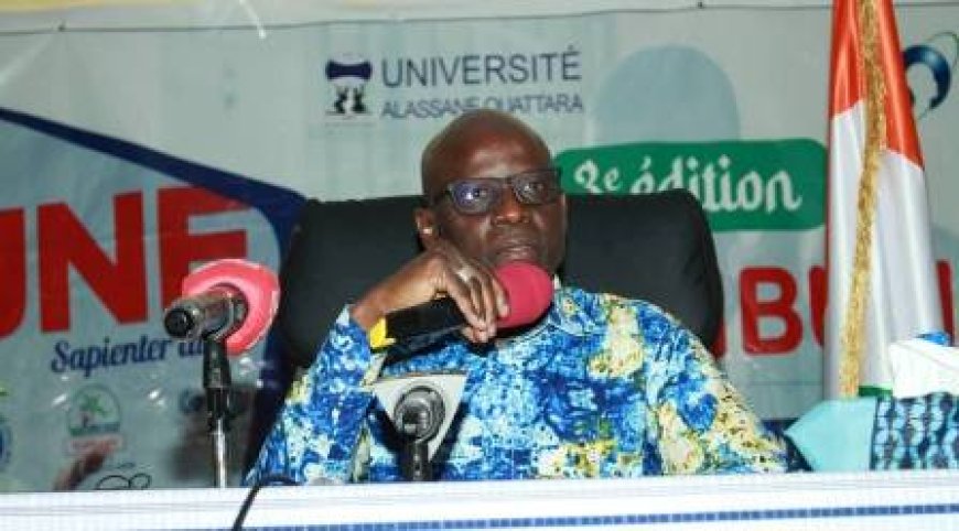 Bouaké : Le ministre de l’enseignement supérieur et de la recherche scientifique a échangé avec les étudiants de l’Université Alassane Ouattara