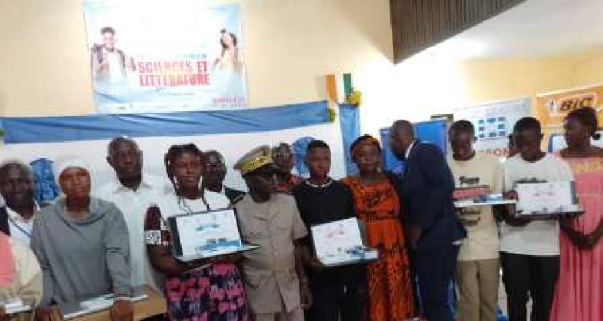 Dabakala : Des élèves primés pour leur excellence en sciences et littérature