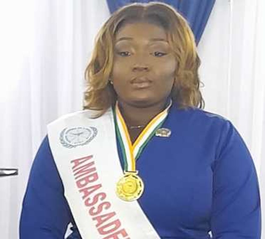 Mura Sodjiedo élevée au rang d'Ambassadrice de la paix par l'OIR/UN