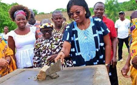 Sakassou : La pose de la première pierre du Centre Culturel FATA