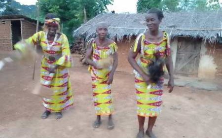 Kpapekou : Le Groupe MAZO, un homme et 50 femmes, gardiens de la culture Bété