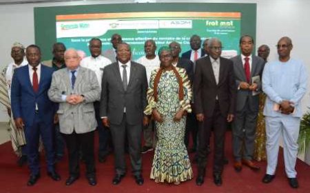 Dédicace de livre : Le ministre Amadou Coulibaly rend hommage à Auguste Sévérin Miremont