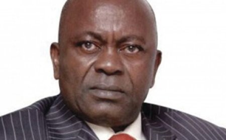 Candidature d'Alassane Ouattara pour 2025, Anaky Kobena déclenche une vague de critiques