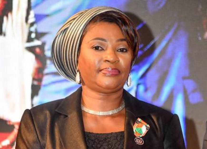 5ᵉ édition des Journées de la Fonction Publique:Mme KINIMO,une femme d’engagement honorée