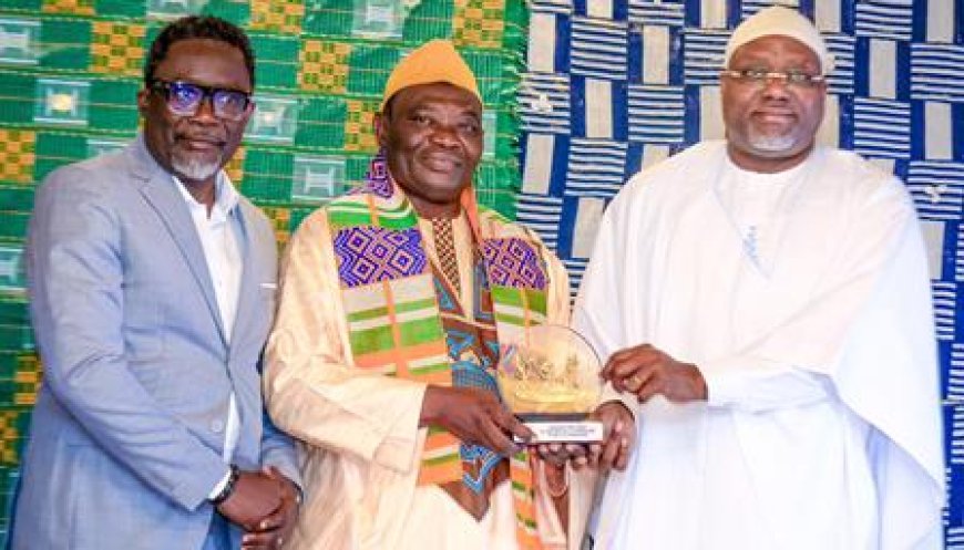 Grand Prix Life Builders 2025 : Amadou Coulibaly primé pour son engagement éducatif