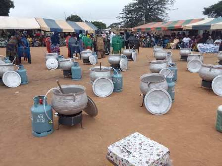 Bouaké : Camara Mohamed Lamine équipe plus de cent associations féminines pour leur autonomisation