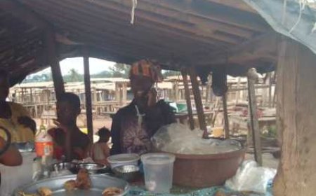 Yopohué : En vendant de l'attiéké, une élève s'offre une scolarité en Première