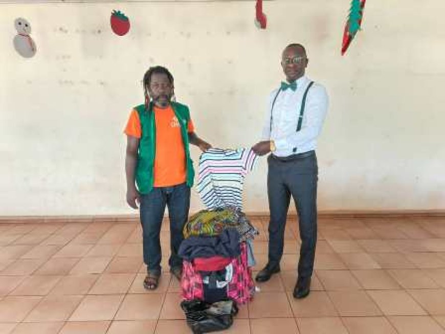 L’ONG UFDCEM offre des vêtements aux femmes vulnérables de Grand-Ouragahio