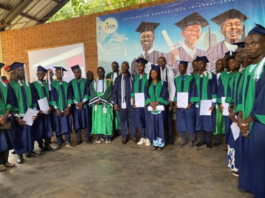 Man : L’UEIM gradue sa 3e promotion sous le signe de la résilience et du civisme