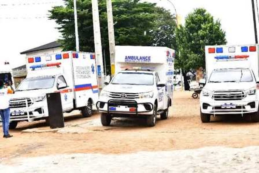 Gbêkê : Cinq ambulances médicalisées offertes aux centres de santé