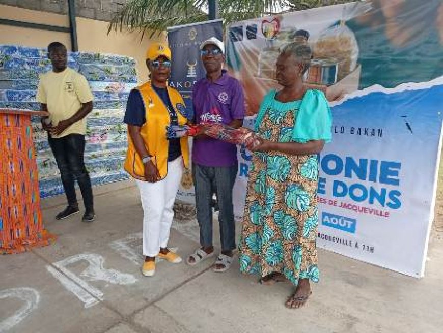 Les Lions Club Akoben et Lions Club Akoma donnent le sourire aux victimes des incendies de juillet dernier