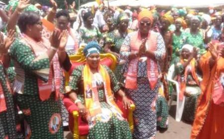 Korhogo: Harlette Badou appelle les femmes du Poro à l’union pour une victoire écrasante d’ADO