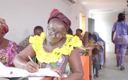 Alphabétisation : Le gouvernement veut réduire le taux d’analphabétisme par la promotion des alternatives éducatives