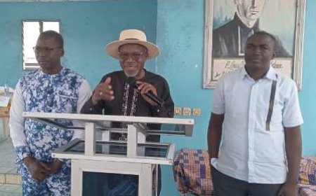 Bouaké / Rentrée scolaire : L'UJR2B soulage les enfants des familles défavorisées de kits scolaires