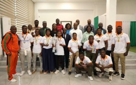 Beach Wrestling : Les champions d’Afrique 2025 honorés par le Ministère des Sports