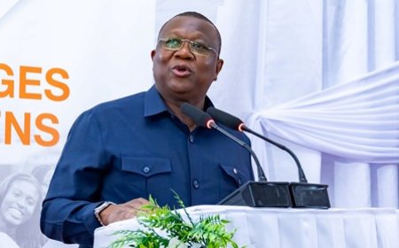 Échanges citoyens : Amadou Coulibaly réaffirme la volonté d’une administration plus proche et à l’écoute des citoyens