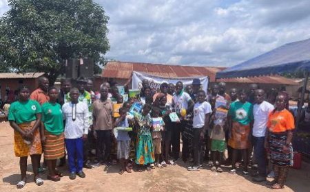 Petit Bouaké : L’UNEPCCI et Axel Emmanuel aux côtés des planteurs pour la valorisation du cacao et l’avenir des enfants