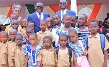 Rentrée académique 2025-2026 à Attécoubé : 115 millions FCFA investis pour l’éducation des jeunes