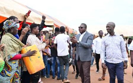 Le Ministre Amédé Koffi Kouakou  défenseur du Président OUATTARA en mission pour la paix et la cohésion sociale dans le Grand Centre