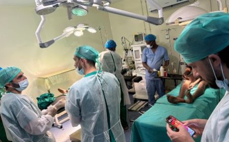 Tiébissou : 200 patients opérés gratuitement d’hernies grâce à la Fondation Ousmane Bamba