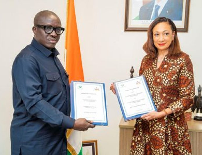 Coopération culturelle Côte d'Ivoire – Guinée-Bissau : La ministre Françoise Remarck signe un accord avec son homologue bissau-guinéen