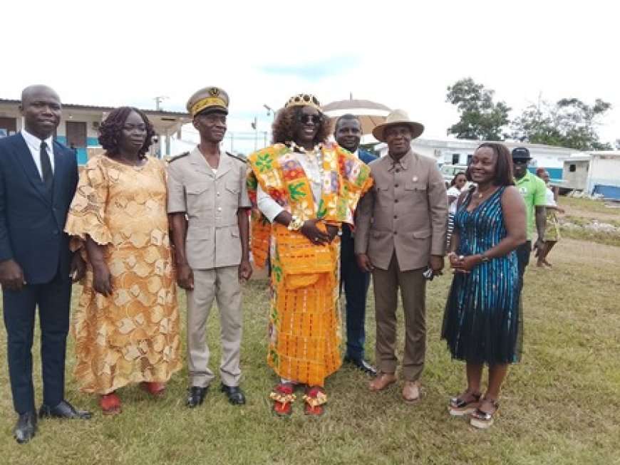 Sikensi : La Fondation 221 du Sénégal offre un important don à l’Hôpital Général