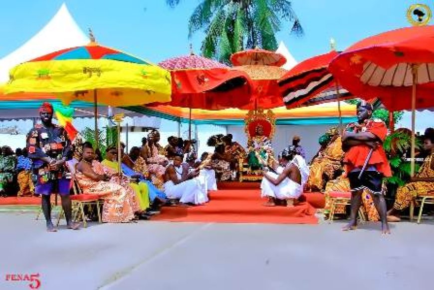 FENA 2025 : La Reine Mère Nana Abrafi Koto appelle à des élections de dignité et de dialogue