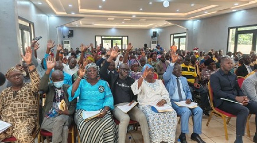 Man : La troisième session ordinaire du conseil municipal centrée sur la propreté urbaine et les grands projets de développement