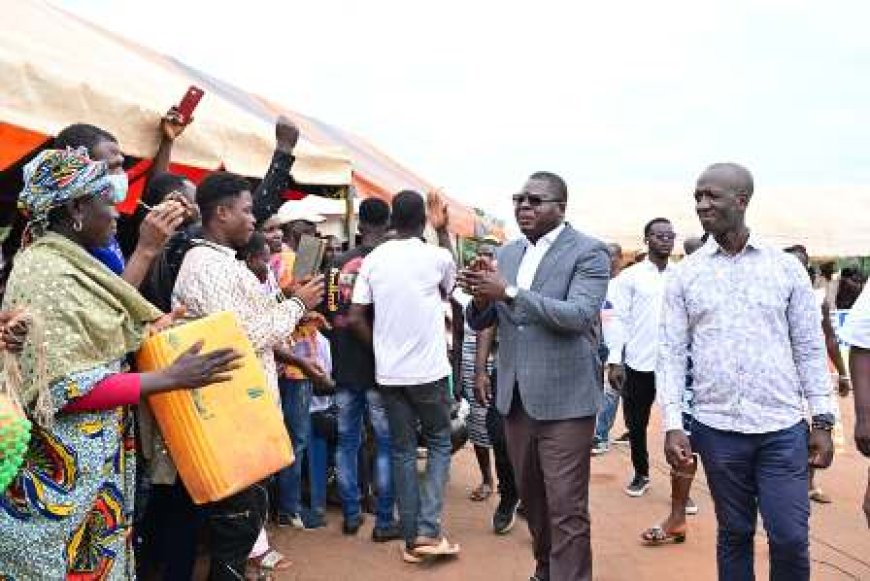 Le Ministre Amédé Koffi Kouakou  défenseur du Président OUATTARA en mission pour la paix et la cohésion sociale dans le Grand Centre