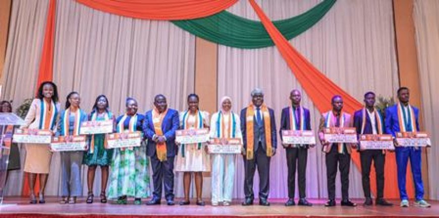 Prix Alassane Ouattara du Jeune entrepreneur émergent : 60 jeunes reçoivent un financement total de 300 millions de FCFA