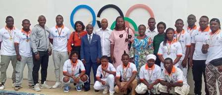 Lutte : La FIL présente ses champions d’Afrique au Comité National Olympique de Côte d’Ivoire