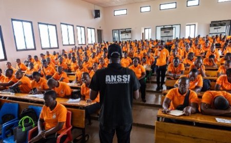 La campagne nationale #EnLigneTousResponsables a connu son point d’orgue le mardi 7 octobre 2025 à Aboisso, sur les rives de la Bia, dans la région du Sud-Comoé