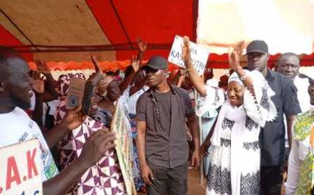 Présidentielle 2025 : À Sorobango, Henriette Lagou déclare sa candidature pour « aider les populations à faire face à la peur et à la pauvreté »