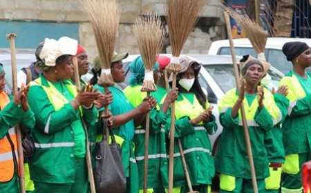 Bouaké : L’ANAGED sensibilise les commerçants à la bonne gestion des déchets dans les marchés