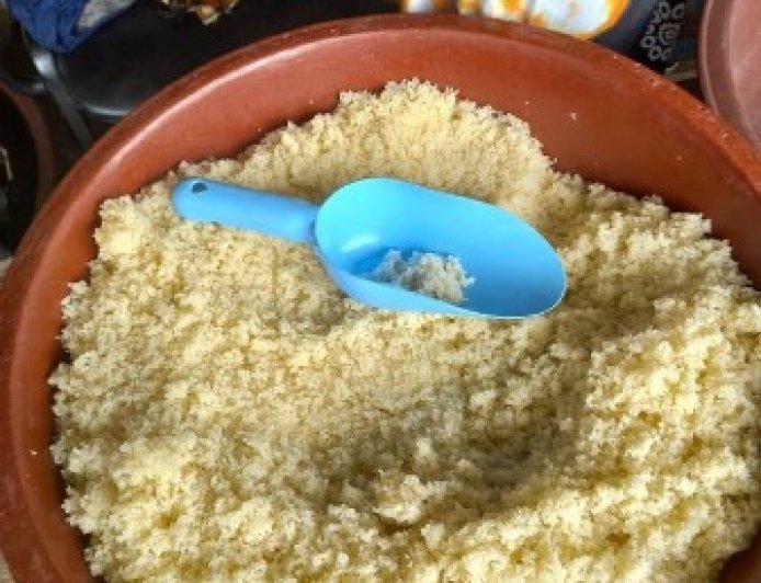 Grand Ouragahio : Une jeune entrepreneure promet de rendre l’attiéké disponible partout