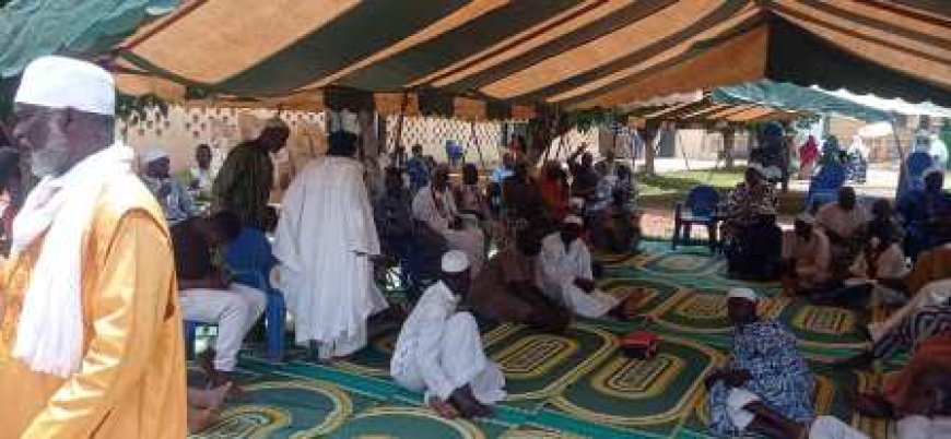 Agboville : Les fidèles musulmans prient pour la paix et la cohésion sociale avant la présidentielle 2025