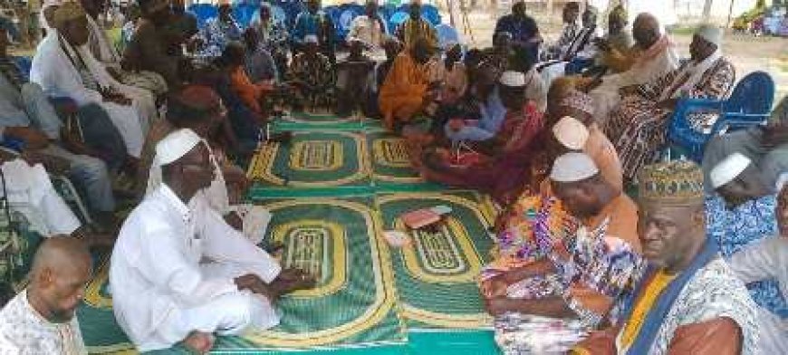 Agboville : Les fidèles musulmans prient pour la paix et la cohésion sociale avant la présidentielle 2025