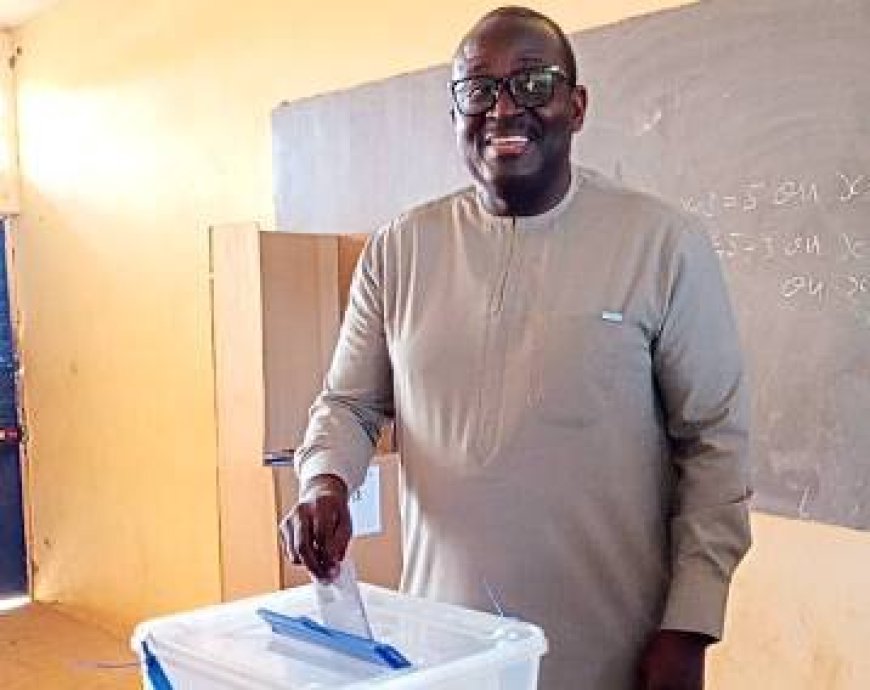 SINÉMATIALI : Présidentielle 2025, le Président du conseil régional du Poro vient de voter