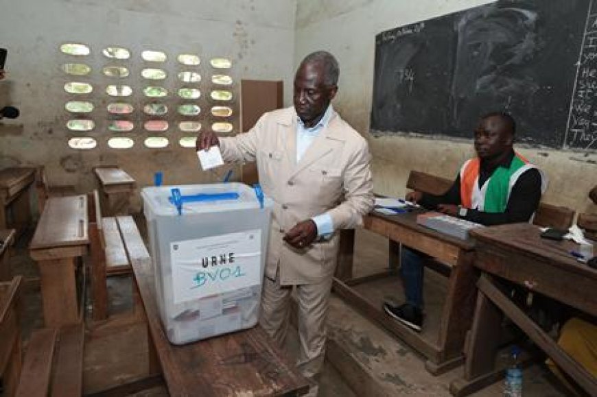 Élection Présidentielle 2025 : Adama Bictogo vote à Andokoi et appelle à une forte mobilisation nationale