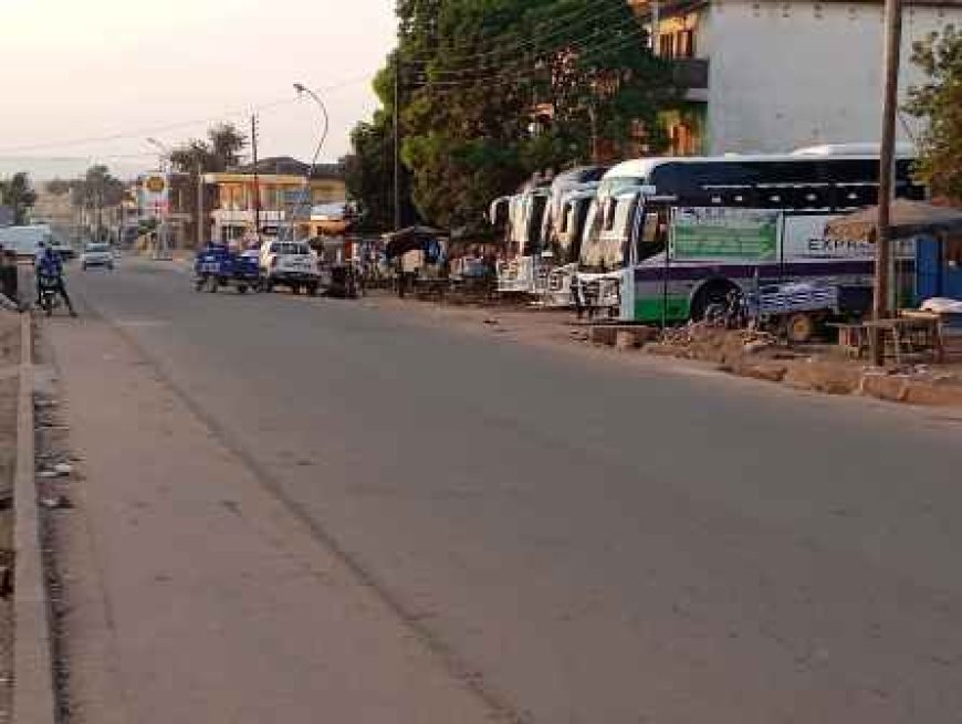 Présidentielle 2025 : Des cars immobilisés à Bondoukou par crainte de vandalisme