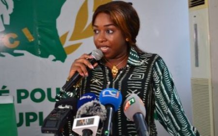 Ouragahio : Mme Koné-Obré Déprou Cyrielle Emmanuelle officialise sa candidature aux législatives de décembre 2025 devant une marée militante du PDCI-RDA