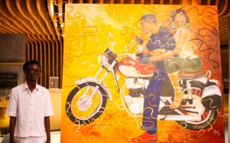 Exposition "Reflet de soi" : Achicka Asseu tisse les liens sociaux à travers l'Art et le symbole des lacets