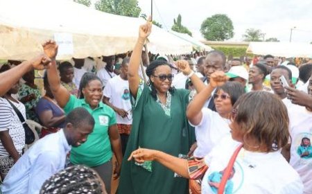 Grand-Ouragahio aux couleurs vertes avec Mme Cyrielle Koné Obré, candidate du PDCI-RDA aux législatives de décembre 2025