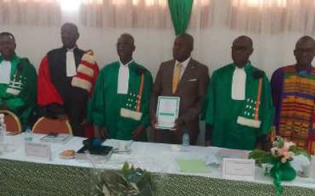 Essoh Eric Pierre Eric obtient le doctorat en sciences économiques avec mention " très honorable "