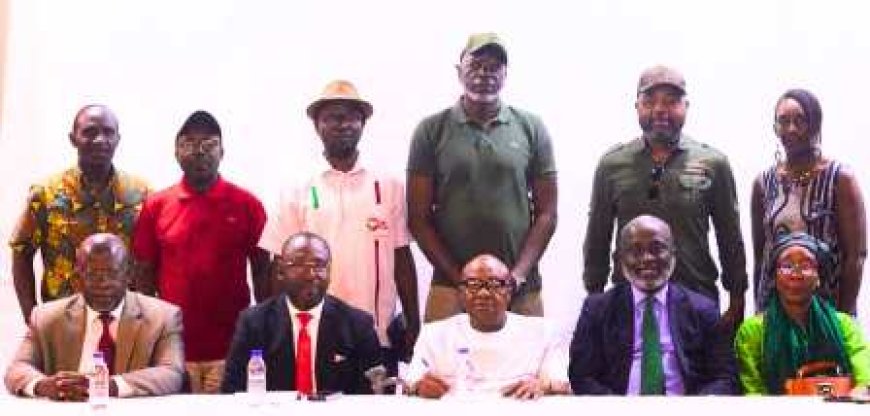 Africa Sports d’Abidjan : Le Conseil de Famille appelle à l’unité et propose un comité de restauration
